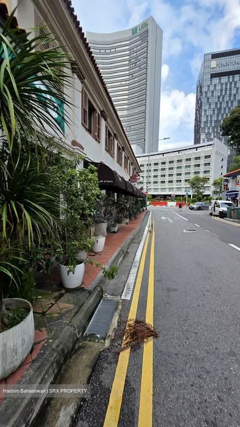 North Bridge Road (D7), Office #604359321